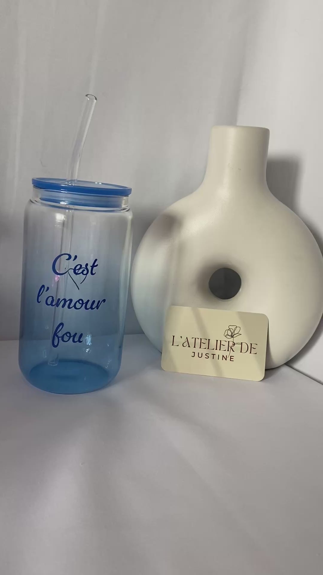 Verre personnalisé avec couvercle et paille : L'amour